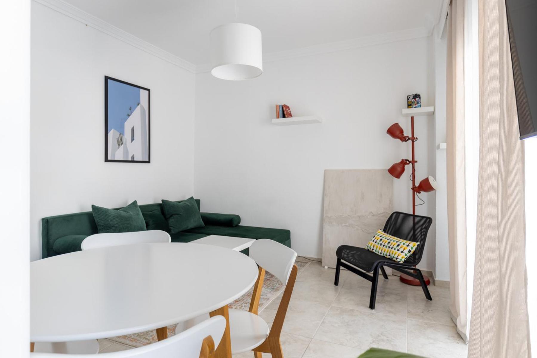 Thea Rooftop Apartment